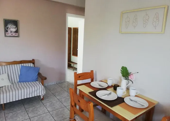 Anna * Argostoli (Kefalonia)