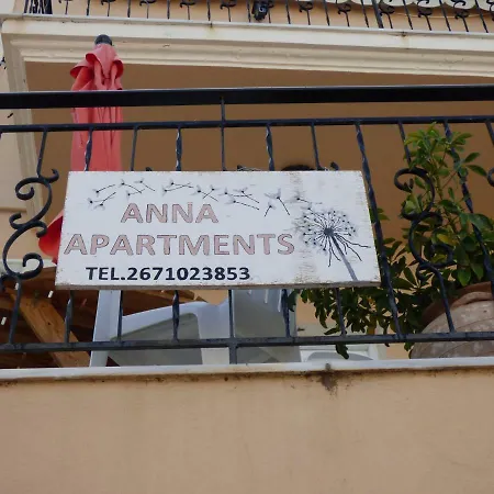 Anna *